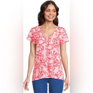 NWT Lilly Pulitzer
Meredith Tee